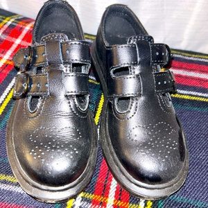 T-strap black girls dr Martens sz 12